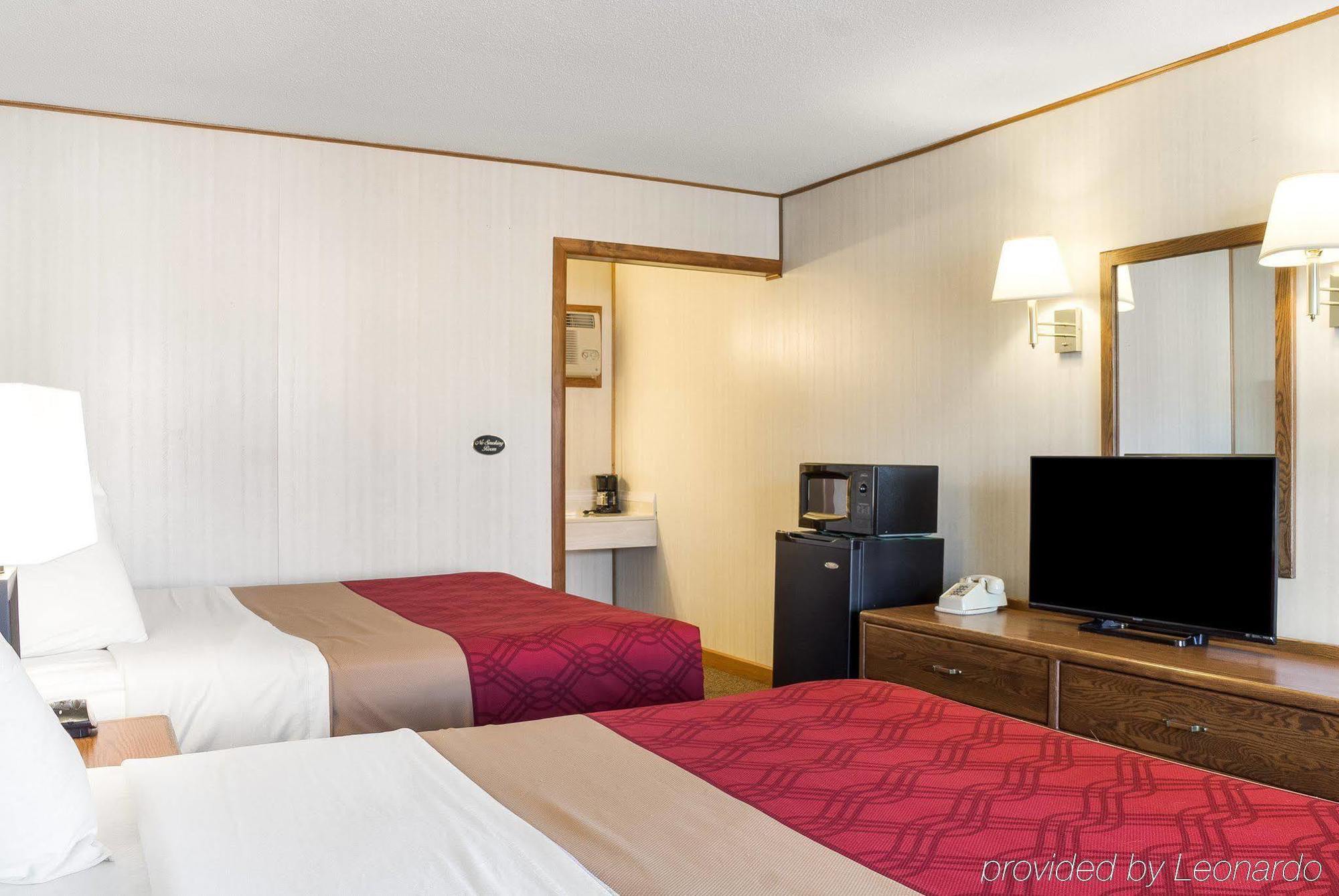 Econo Lodge Wall Εξωτερικό φωτογραφία