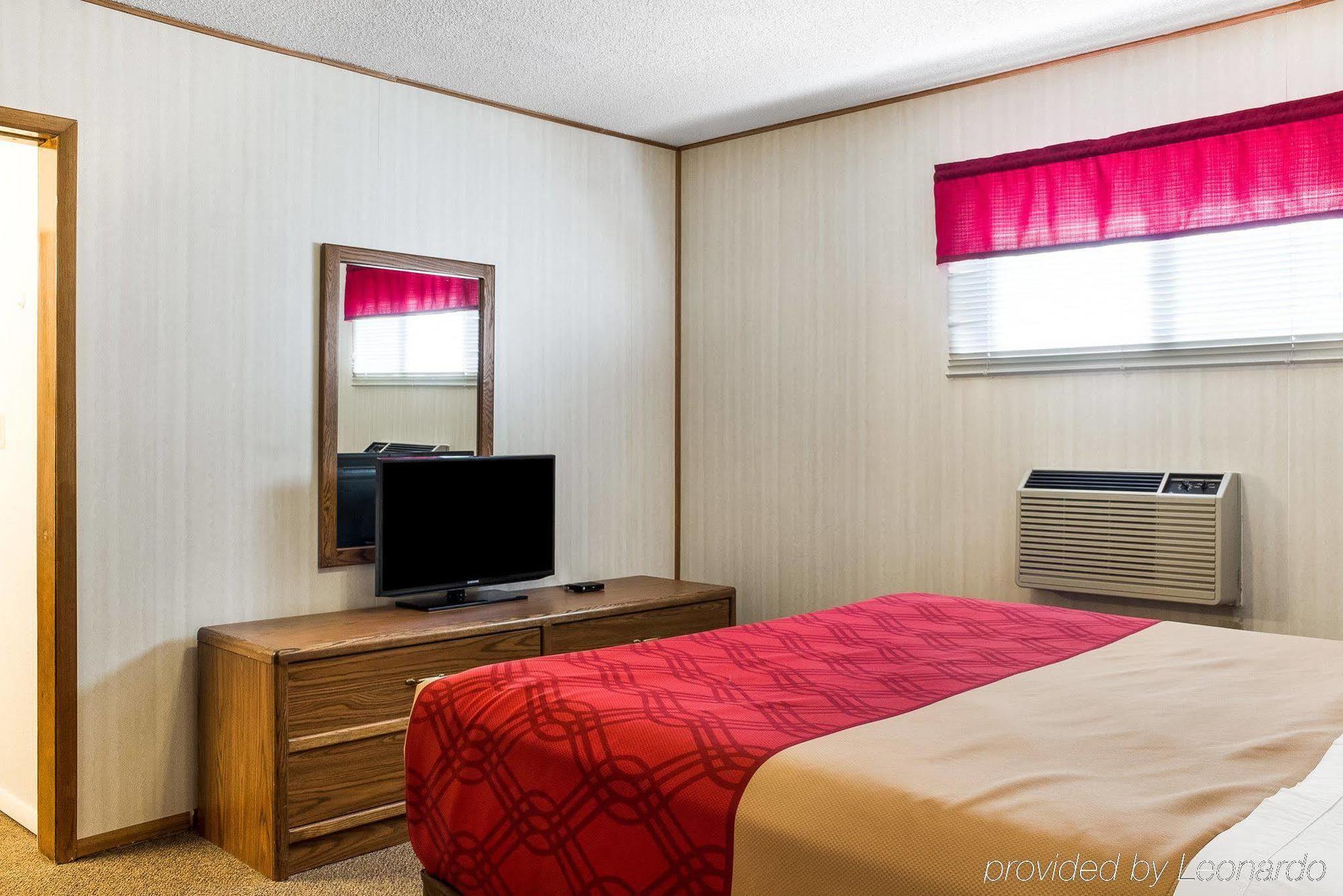Econo Lodge Wall Εξωτερικό φωτογραφία