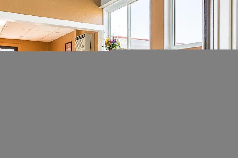 Econo Lodge Wall Εξωτερικό φωτογραφία